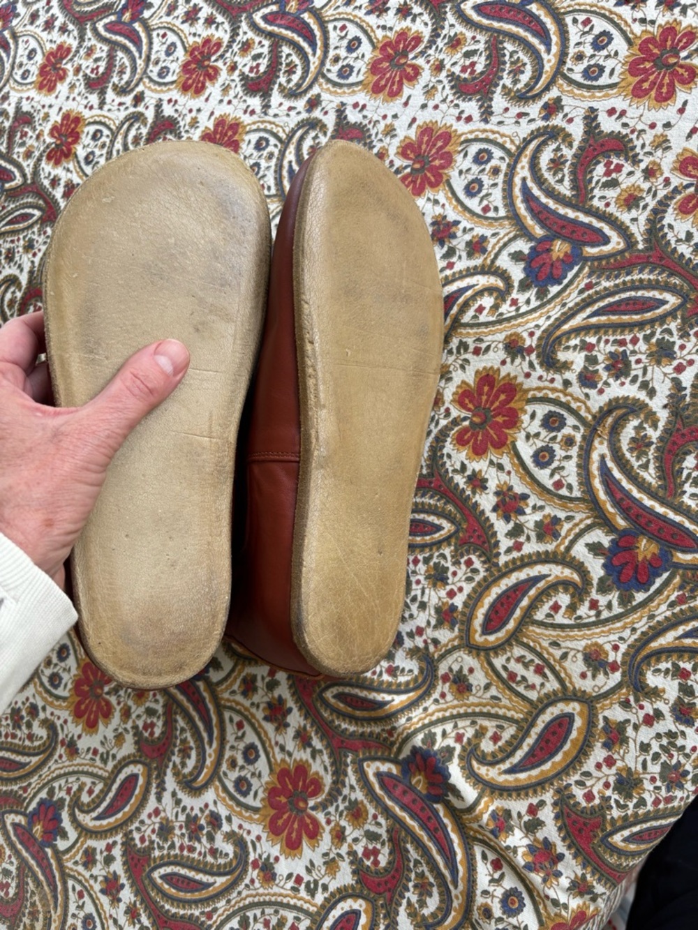 Aintap Feel Barefoot Chelsea Boots NWOT - Picture 4 of 8